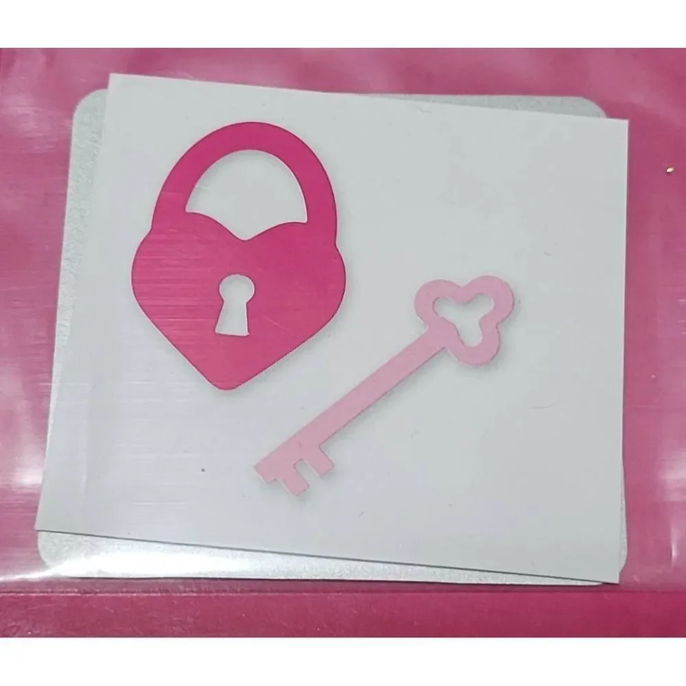 Accucut Wafer Thin Heart Die Set